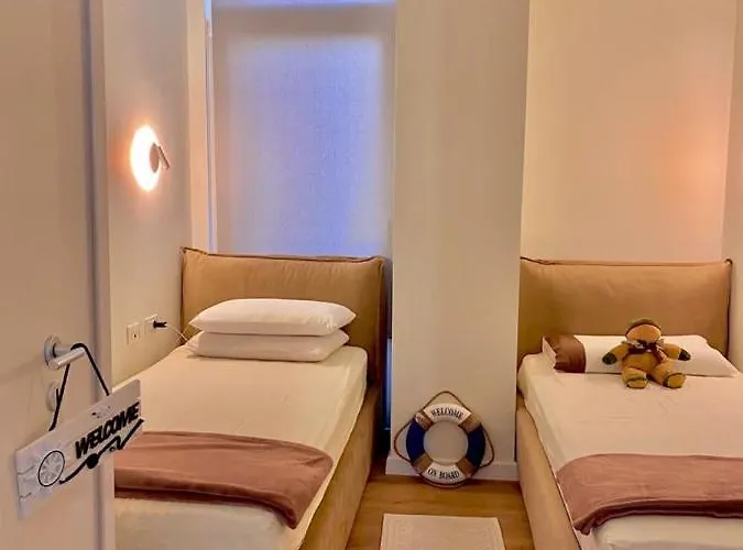Pacific 2 Bedroom *