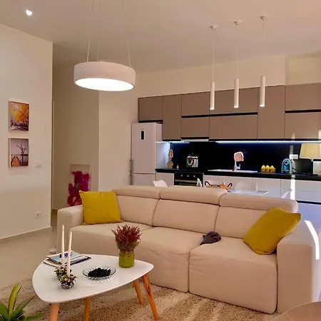 Pacific 2 Bedroom