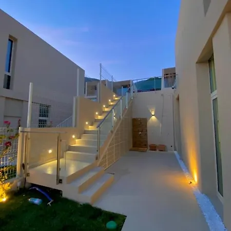 Pacific 2 Bedroom *