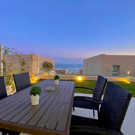 Pacific 2 Bedroom