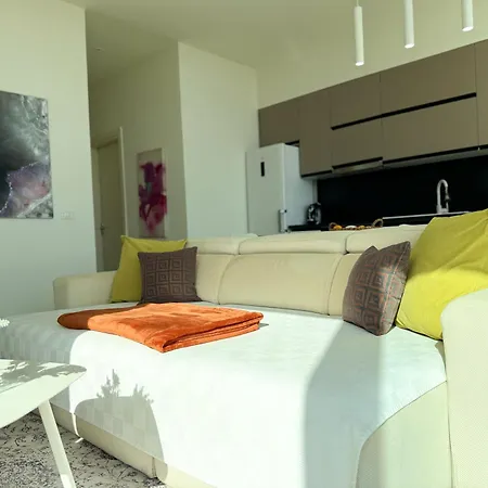 Pacific 2 Bedroom Вилла Палас